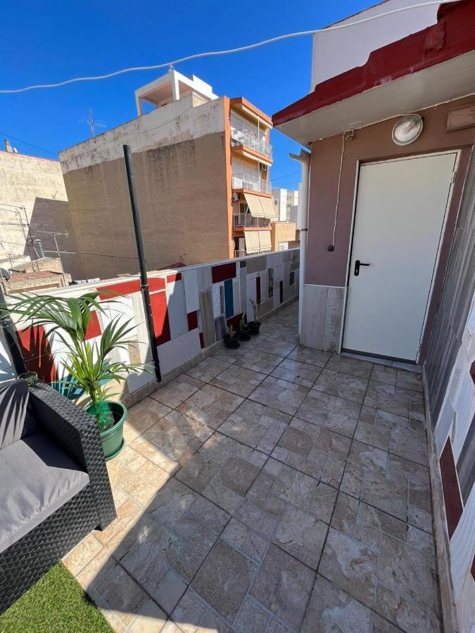 Habitacion Con Terraza En Аликанте Екстериор снимка